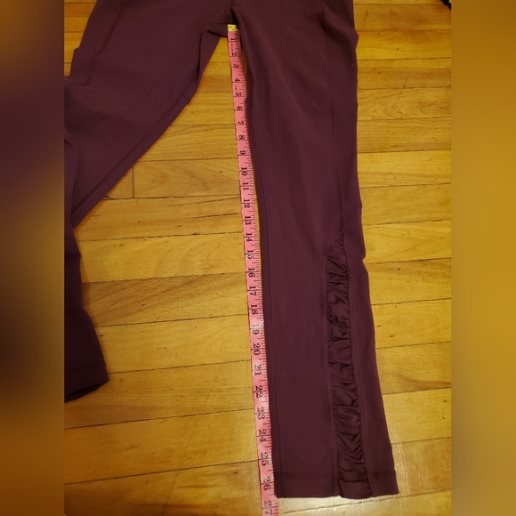 Lululemon City Pulse Pant. Plum / Burgundy color. Size 8. 27" inseam. Ruffled. - Picture 13 of 13